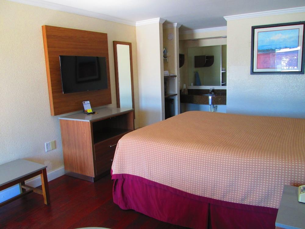 Regency Inn Near Boardwalk & Hurlburt Field Fort Walton Beach Exterior foto